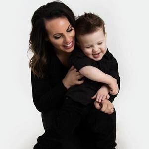 Meet your Posher, Jennette